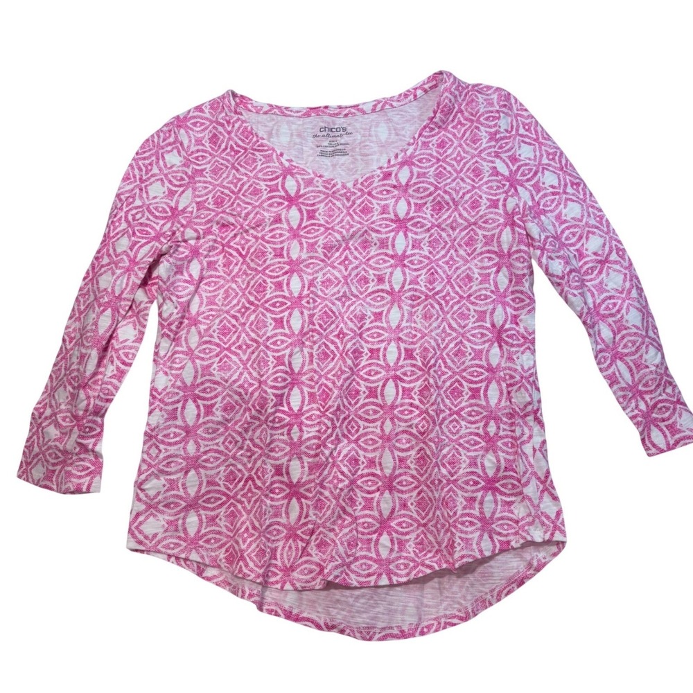 Chico's The Ultimate Tee Pink White Geometric Medallion V-Neck 3/4 Sleeve Size 0